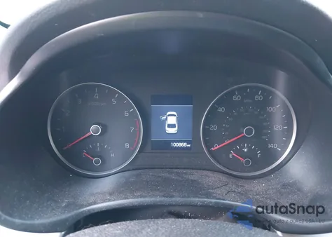 2020 Kia Rio S z USA, uszkodzony, nr VIN 3KPA24AD0LE318428